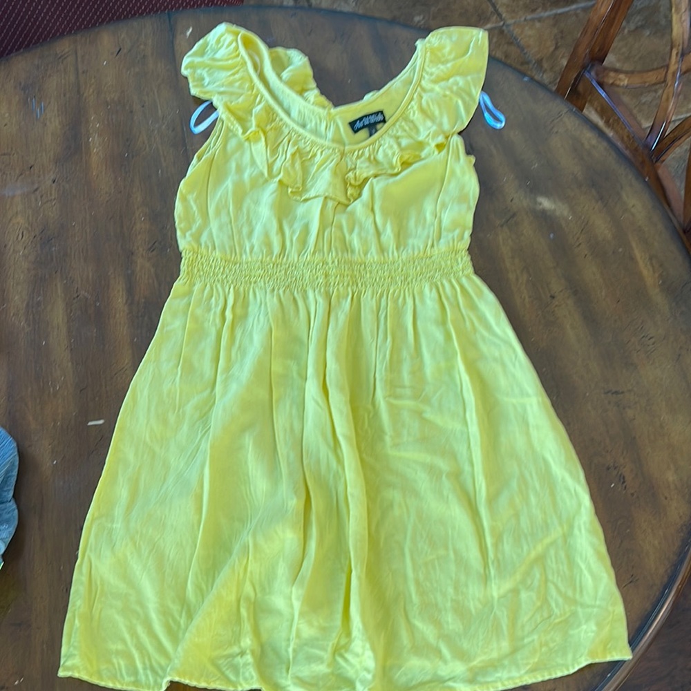 Juniors size small